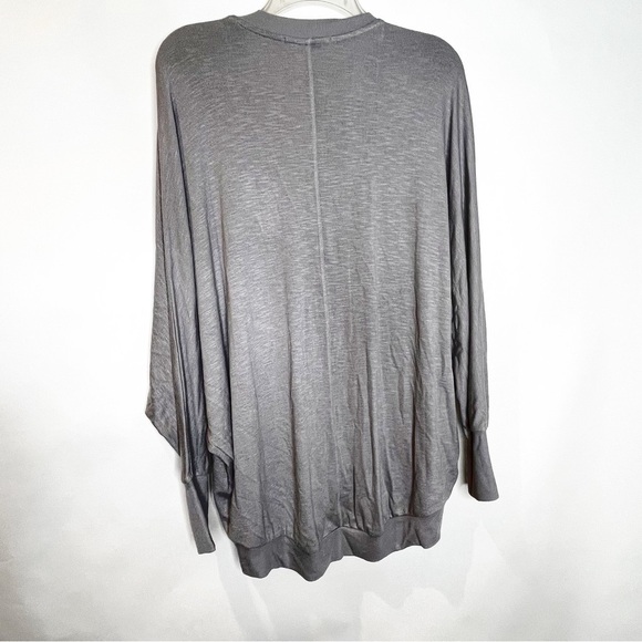 Eri + Ali | Slouchy Oversized Dolman Long Sleeve Top - Picture 3 of 5